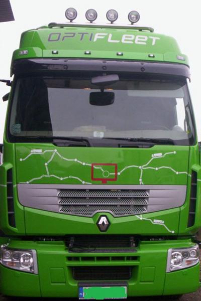 Orurowanie górnej części zielonej kabiny z reflektorami ciężarówki Renault Premium